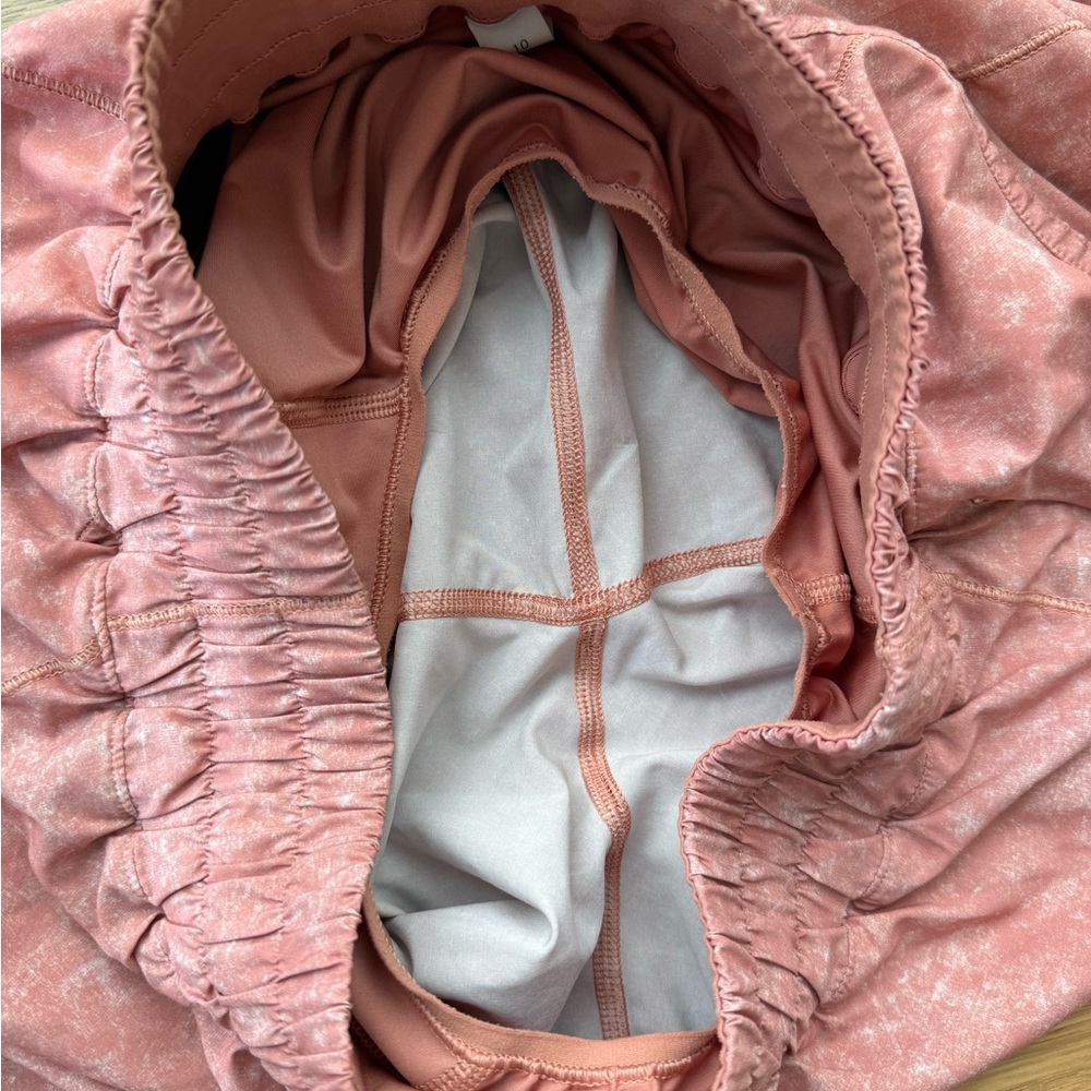 Lululemon Track That Mid-Rise Lined Short
5" Gravel Dust Pink Savannah Multi - Picture 8 of 8